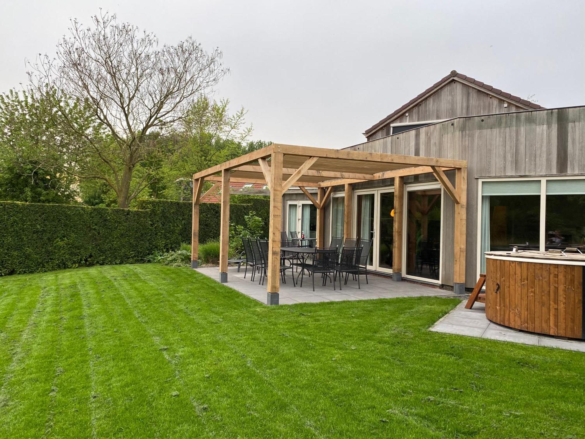 Villa Riverside Met Hottub, Eigen Aanlegsteiger, Zwemtrap, Trampoline En Kano'S Zeewolde Eksteriør billede