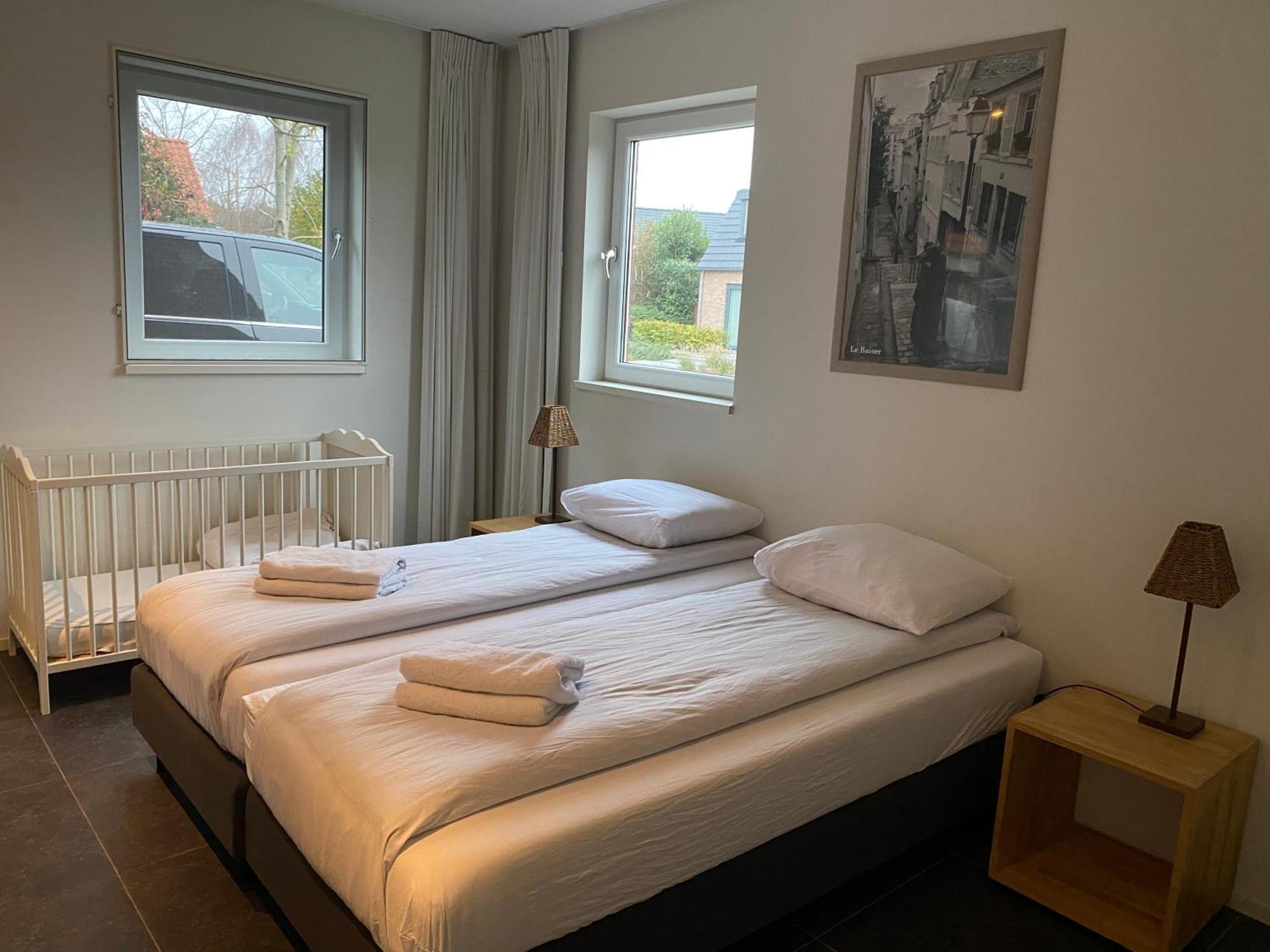 Villa Riverside Met Hottub, Eigen Aanlegsteiger, Zwemtrap, Trampoline En Kano'S Zeewolde Eksteriør billede